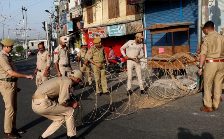 कैसे लें पहलगाम हमले का बदला? आर्मी, नेवी, एयरफोर्स चीफ ने रक्षा मंत्रालय की मीटिंग में दे दिया प्ल