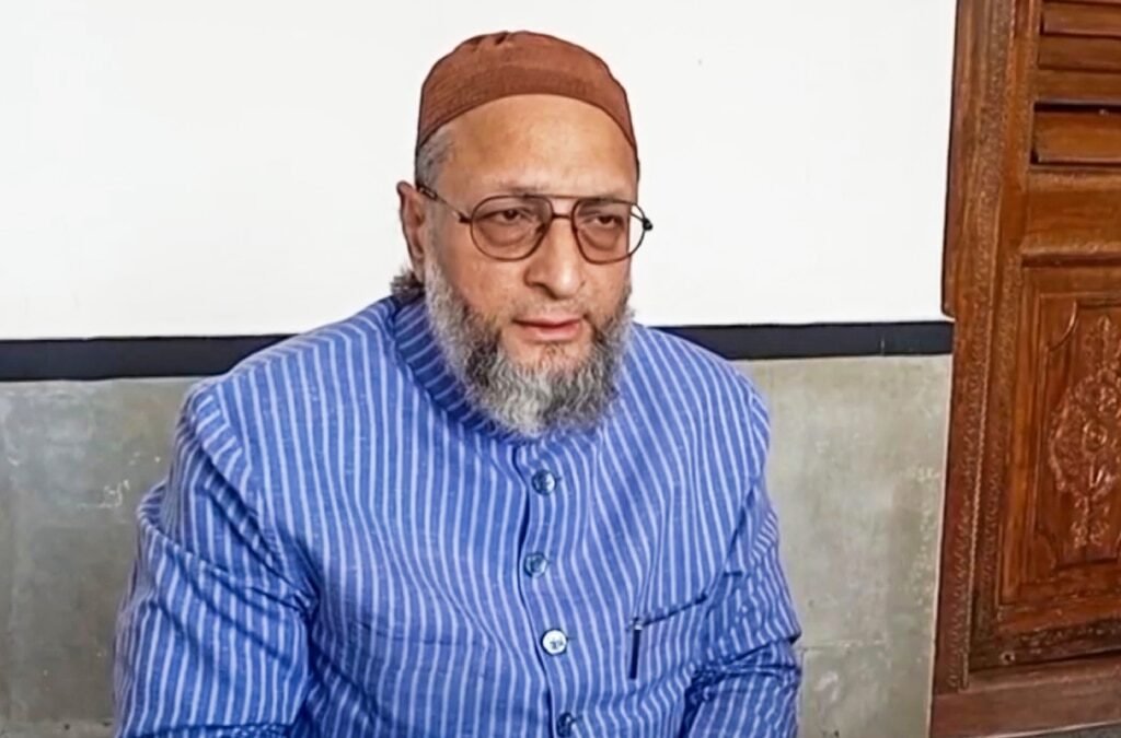 पहलगाम-हमला:-हिमांशी-का-मुस्लिमों-कश्मीरियों-पर-बयान,-असदुद्दीन-ओवैसी-ने-दिया-ये-रिएक्शन